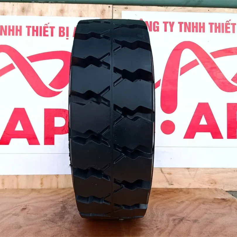 Lốp Đặc Xe Nâng 23x9-10