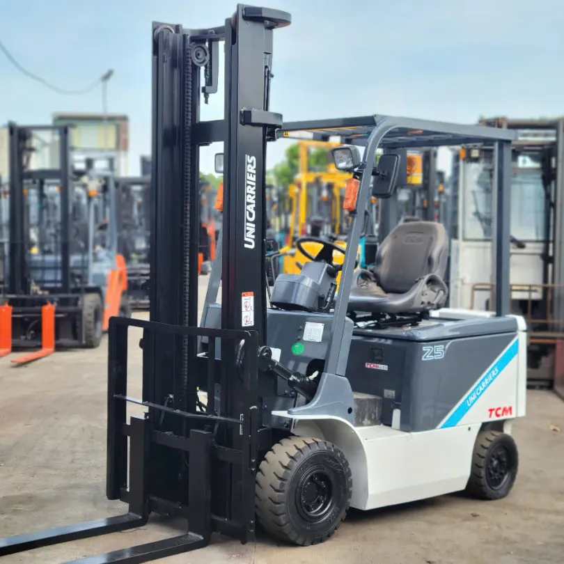 Xe nâng điện TCM 2.5 tấn
